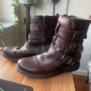 Frye boots - women’s (leather and shearling)